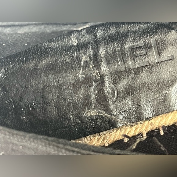 CHANEL Black and Cream Espadrilles - Picture 8 of 9